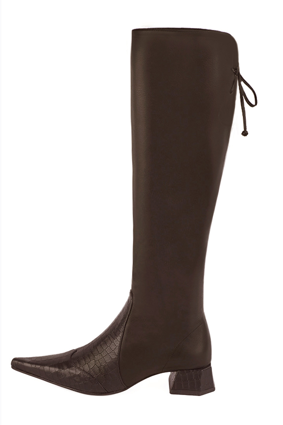 Dark brown women's knee-high boots, with laces at the back. Pointed toe. Low flare heels. Made to measure. Profile view - Florence KOOIJMAN